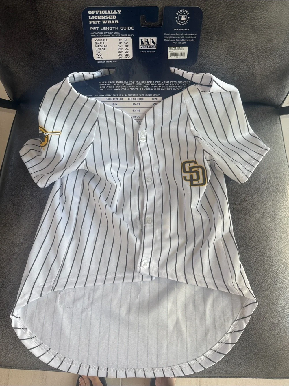 San Diego Padres dog jersey 2XL. Brand new